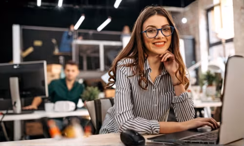 Marketer building a personal brand and thought leadership presence to advance their career